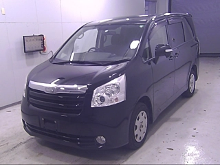 TOYOTA NOAH 2008