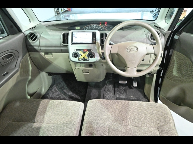 DAIHATSU TANTO 2010
