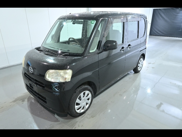 DAIHATSU TANTO 2010