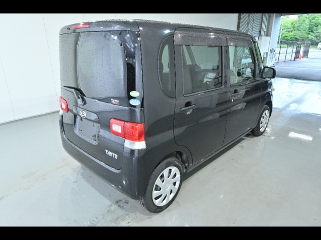 DAIHATSU TANTO 2010