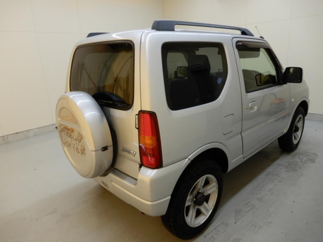 SUZUKI JIMNY 2012