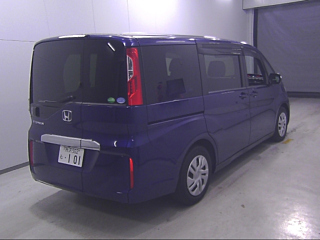 HONDA STEP WAGON 2017