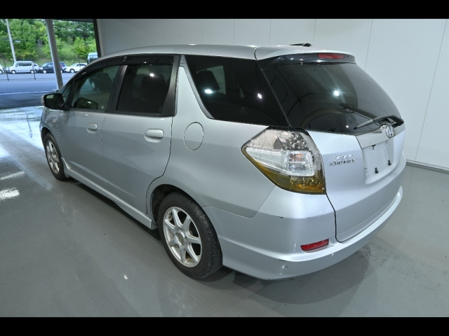 HONDA FIT SHUTTLE 2013