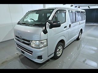 TOYOTA HIACE VAN 2011