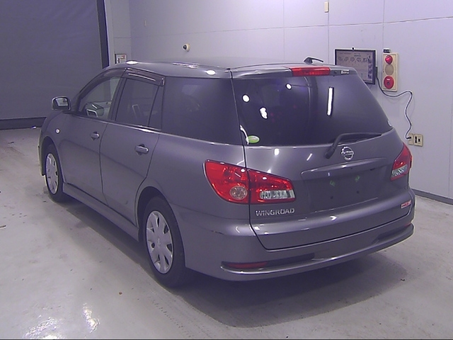 NISSAN WINGROAD 2010
