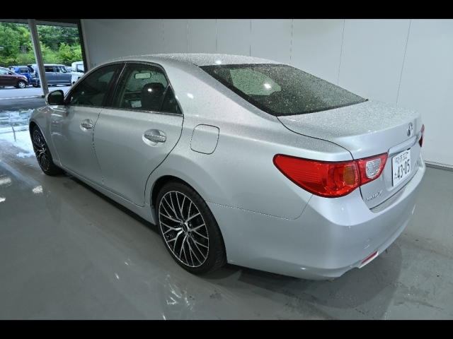 TOYOTA MARK X 2012