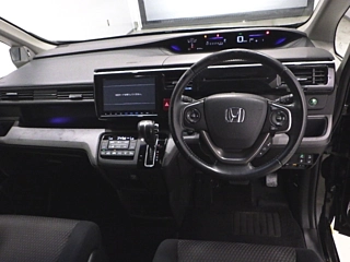 HONDA STEP WAGON 2016
