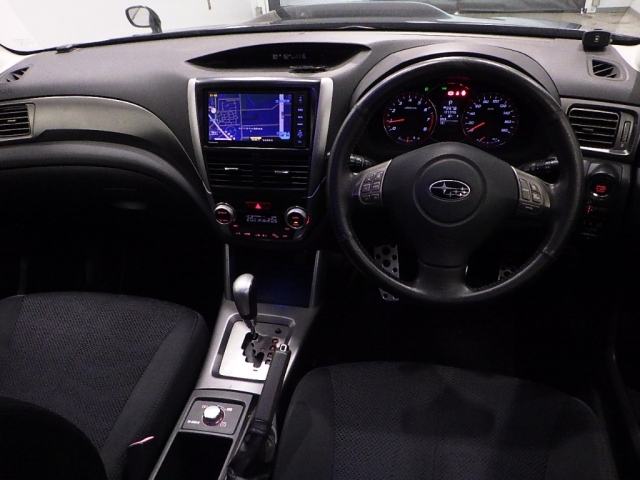 SUBARU FORESTER 2012
