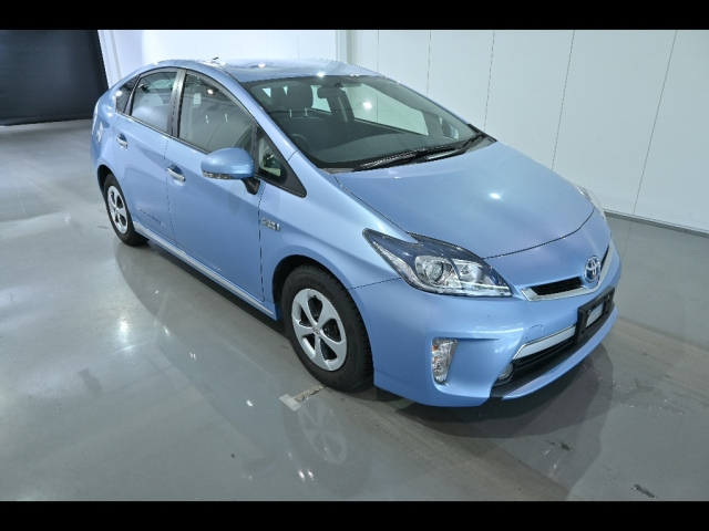 TOYOTA PRIUS PHV 2014