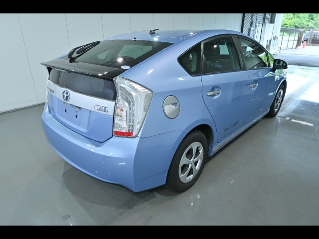 TOYOTA PRIUS PHV 2014