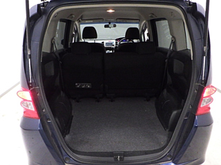 HONDA FREED 2011