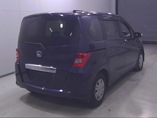 HONDA FREED 2011