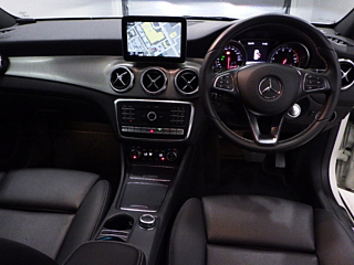 MERCEDES BENZ GLA CLASS 2017