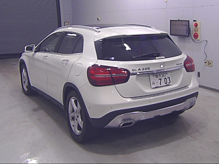 MERCEDES BENZ GLA CLASS 2017