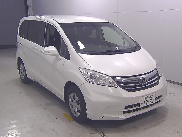 HONDA FREED 2013