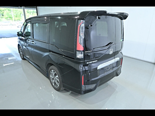 HONDA STEP WAGON 2016