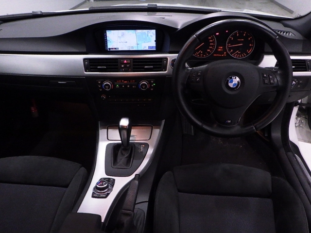BMW 3 SERIES 2009