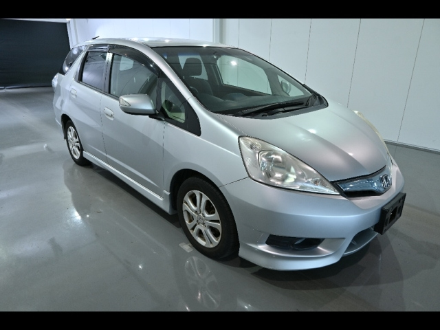 HONDA FIT SHUTTLE 2011