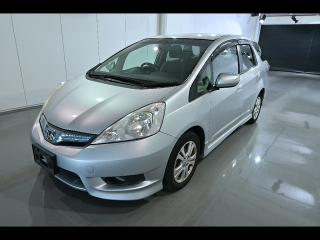 HONDA FIT SHUTTLE 2011