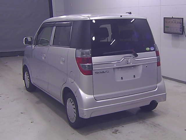 HONDA ZEST 2010