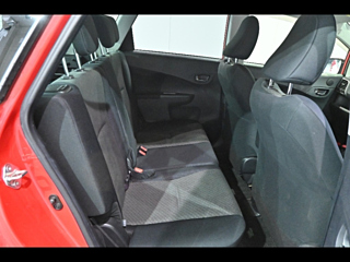 TOYOTA RACTIS 2014
