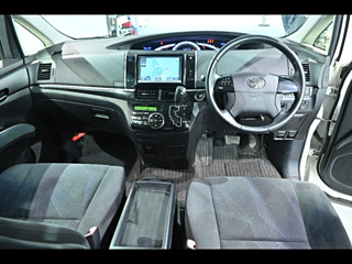 TOYOTA ESTIMA 2013