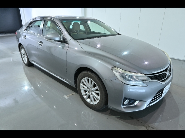 TOYOTA MARK X 2012