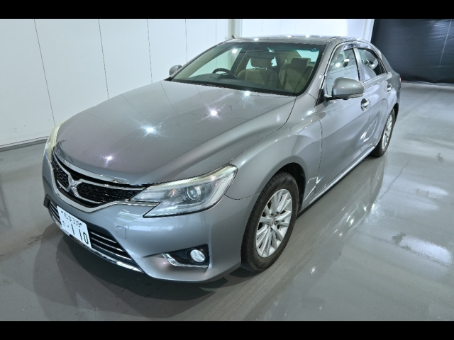 TOYOTA MARK X 2012