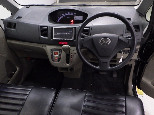 DAIHATSU MOVE 2012