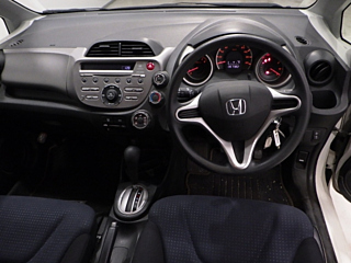 HONDA FIT 2010