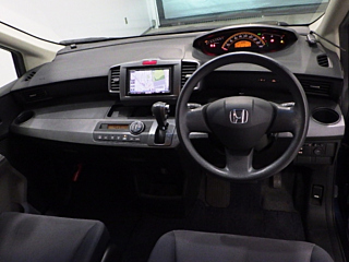 HONDA FREED 2009