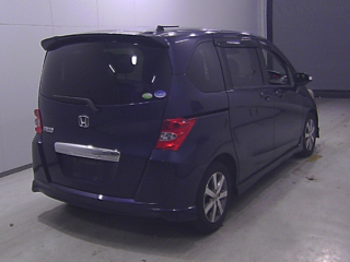 HONDA FREED 2009