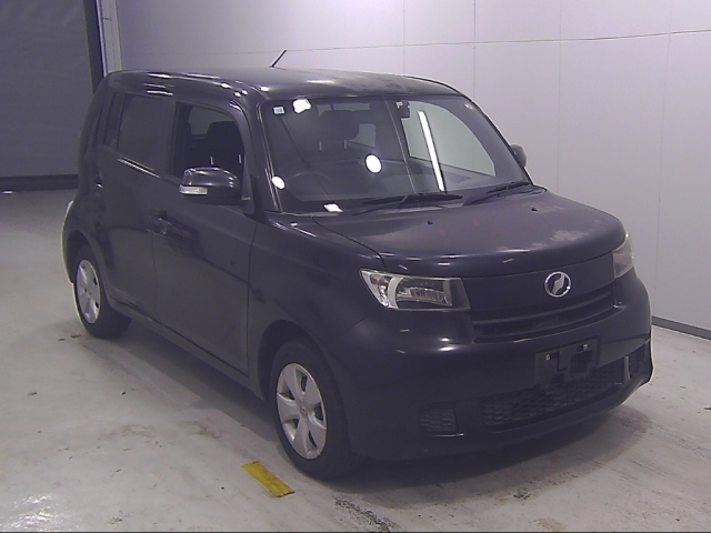 TOYOTA BB 2012