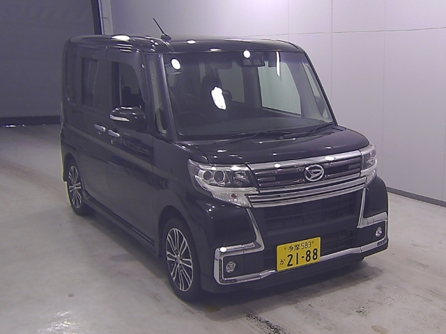 DAIHATSU TANTO 2016