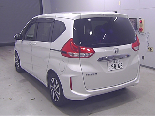 HONDA FREED 2018