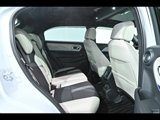 HONDA VEZEL 2025
