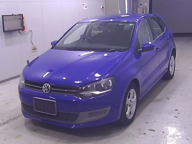 VOLKSWAGEN POLO 2010