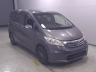 HONDA FREED 2012