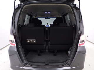 HONDA FREED 2012