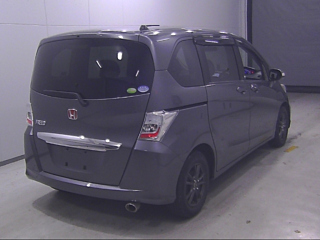 HONDA FREED 2012