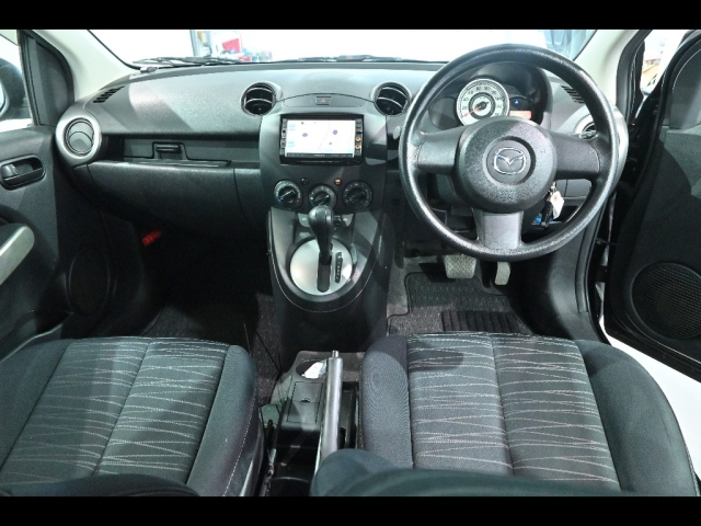 MAZDA DEMIO 2008