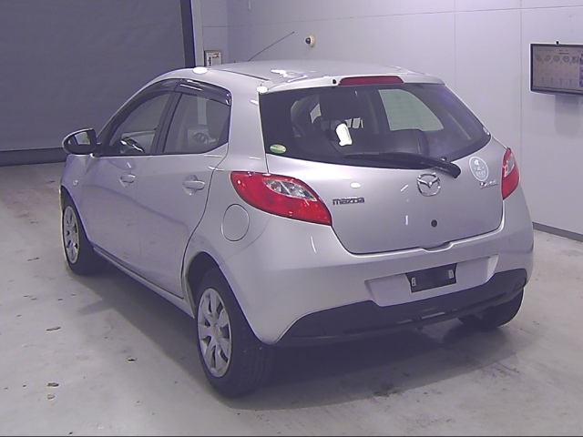 MAZDA DEMIO 2009