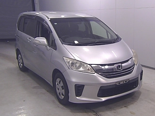 HONDA FREED 2016