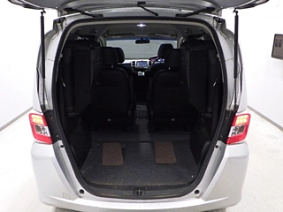HONDA FREED 2016