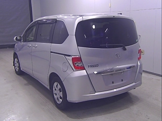 HONDA FREED 2016