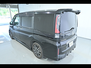 HONDA STEP WAGON 2017