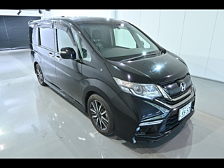 HONDA STEP WAGON 2017