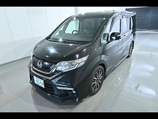 HONDA STEP WAGON 2017