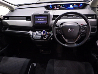 HONDA FREED 2017