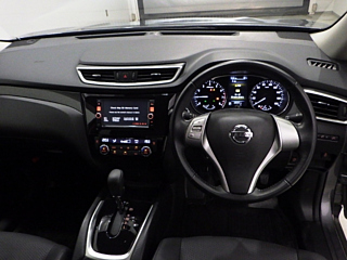NISSAN X-TRAIL 2015